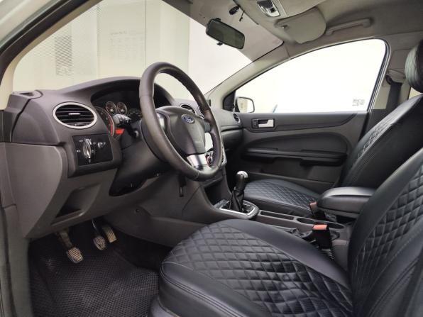 Ford Focus II с пробегом 2007 года, цена 380 000 рублей, 235949 км, хэтчбек, Автокод Объявления