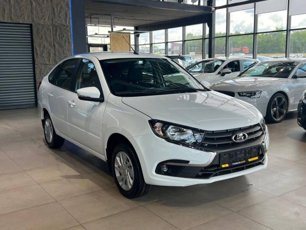 Lada (ВАЗ) Granta I Рестайлинг с пробегом 2024 года, цена 880 000 рублей, 14211 км, лифтбек, Автокод Объявления