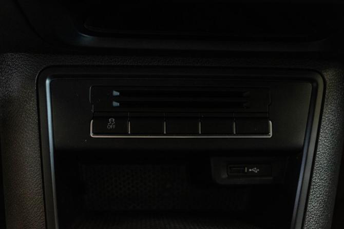 Volkswagen Tiguan I Рестайлинг с пробегом 2015 года, цена 1 689 000 рублей, 106722 км, внедорожник, Автокод Объявления
