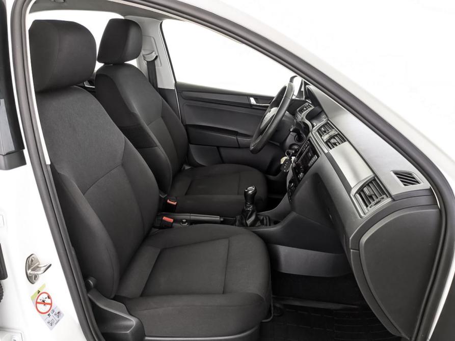 Skoda Rapid I Рестайлинг Москва  - изображение 23
