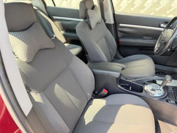 Mitsubishi Galant IX Рестайлинг с пробегом 2006 года, цена 500 000 рублей, 321150 км, седан, Автокод Объявления
