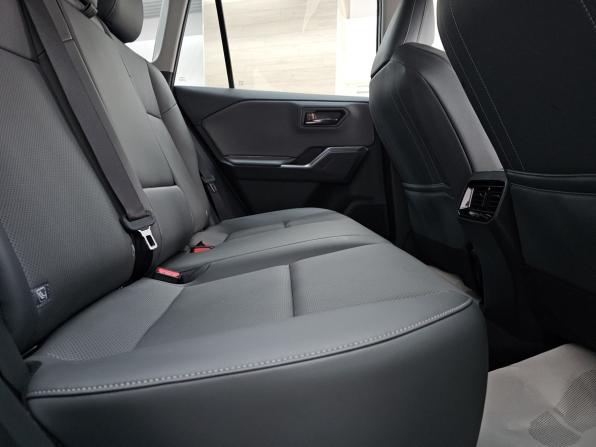 Toyota RAV4 VI (XA60) с пробегом 2026 года, цена 4 370 000 рублей, 61 км, внедорожник, Автокод Объявления