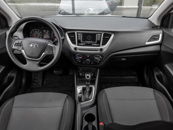 Hyundai Solaris II Рестайлинг с пробегом 2021 года, цена 1 511 861 рубль, 99404 км, седан, Автокод Объявления