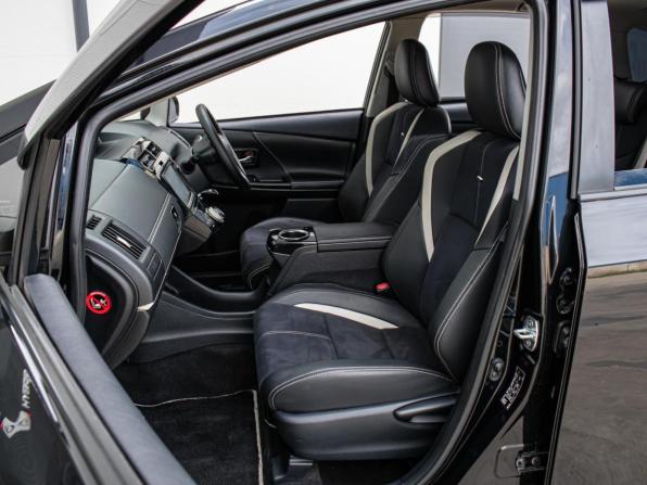 Toyota Prius Alpha I (ZVW40/41) Рестайлинг с пробегом 2015 года, цена 1 905 000 рублей, 213802 км, универсал, Автокод Объявления