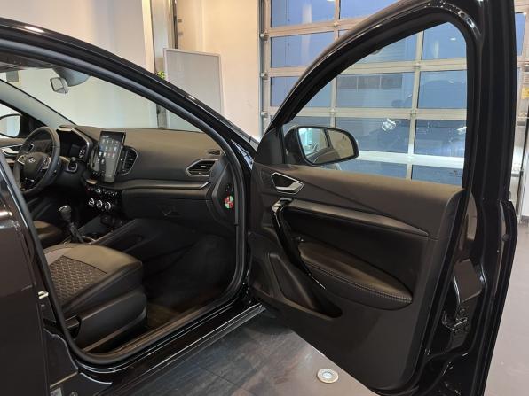 Lada (ВАЗ) Vesta I Рестайлинг (NG) с пробегом 2025 года, цена 1 765 000 рублей, 1464 км, седан, Автокод Объявления