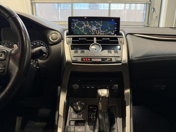 Lexus NX I Рестайлинг с пробегом 2018 года, цена 2 950 000 рублей, 85017 км, внедорожник, Автокод Объявления