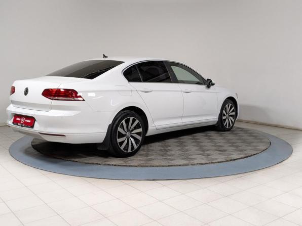 Volkswagen Passat B8 с пробегом 2018 года, цена 2 099 500 рублей, 169000 км, седан, Автокод Объявления