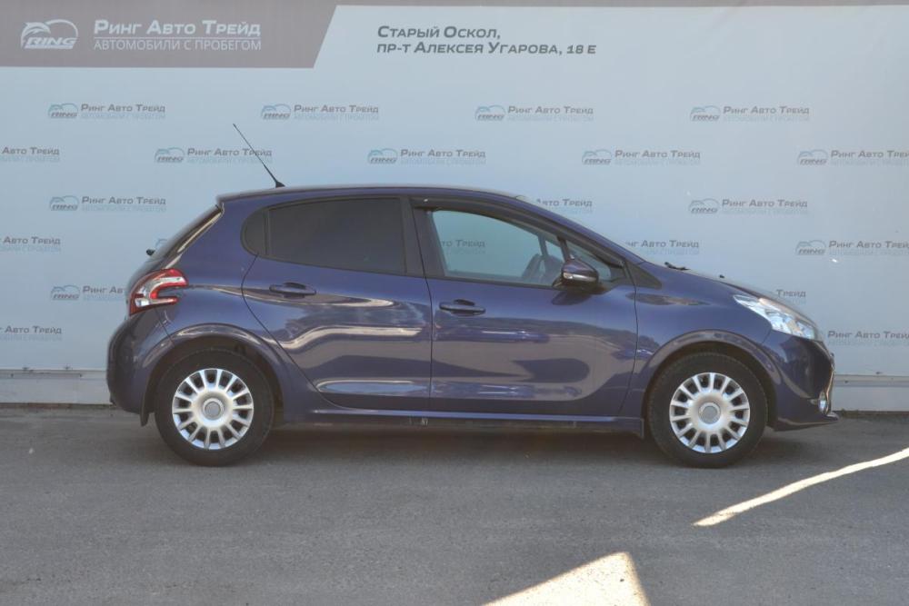 Peugeot 208 I Старый Оскол  - изображение 7