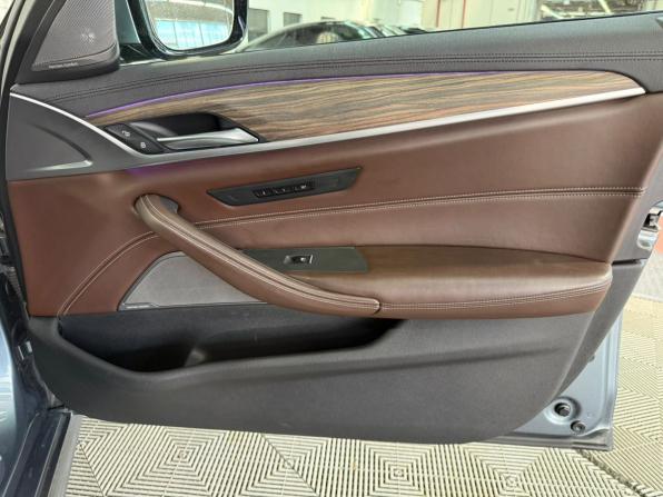 BMW 5 серии VII (G30/G31/G38) с пробегом 2019 года, цена 4 190 000 рублей, 152411 км, седан, Автокод Объявления