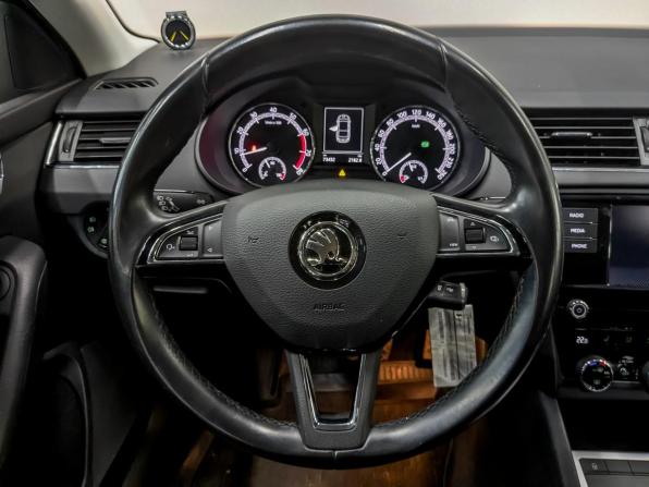 Skoda Octavia III (A7) Рестайлинг с пробегом 2018 года, цена 1 745 000 рублей, 73418 км, лифтбек, Автокод Объявления