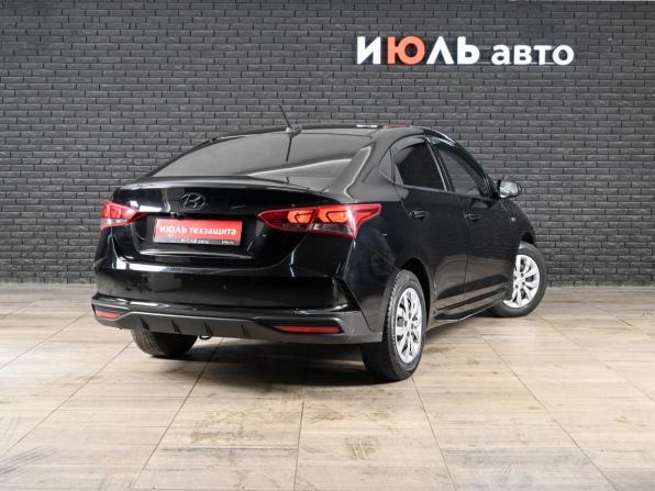 Hyundai Solaris II Рестайлинг с пробегом 2020 года, цена 1 460 000 рублей, 79558 км, седан, Автокод Объявления