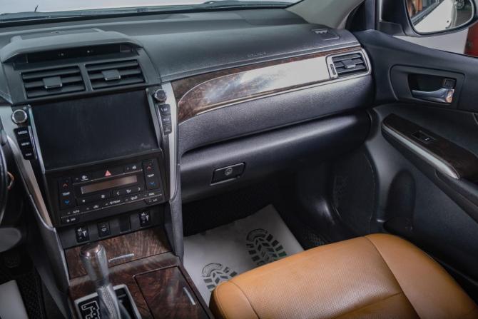 Toyota Camry VII (XV50) Рестайлинг с пробегом 2016 года, цена 2 499 000 рублей, 149999 км, седан, Автокод Объявления