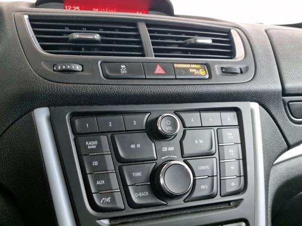 Opel Mokka I с пробегом 2013 года, цена 960 000 рублей, 145645 км, внедорожник, Автокод Объявления
