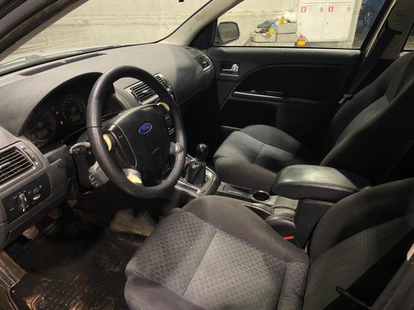 Ford Mondeo III Рестайлинг с пробегом 2006 года, цена 230 000 рублей, 253499 км, седан, Автокод Объявления