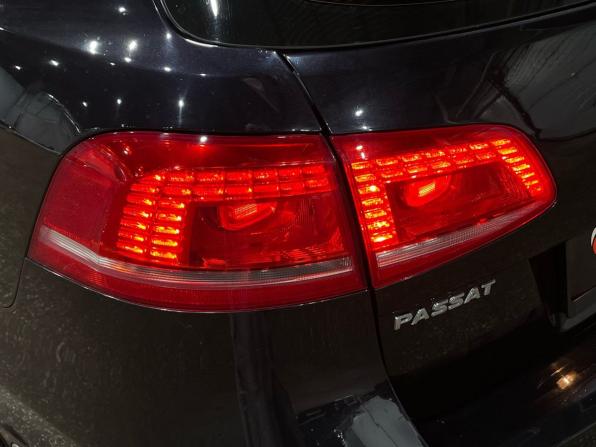 Volkswagen Passat B7 с пробегом 2011 года, цена 1 030 000 рублей, 218448 км, универсал, Автокод Объявления
