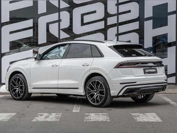 Audi Q8 I (4M) с пробегом 2018 года, цена 5 600 000 рублей, 121978 км, внедорожник, Автокод Объявления