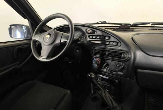 Chevrolet Niva I Рестайлинг с пробегом 2015 года, цена 600 000 рублей, 105439 км, внедорожник, Автокод Объявления