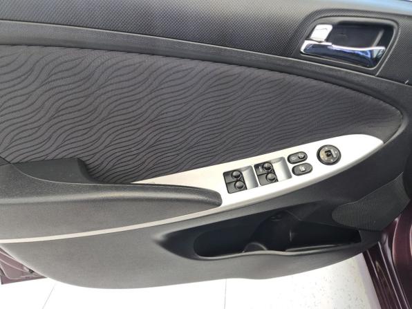 Hyundai Solaris I с пробегом 2012 года, цена 749 000 рублей, 229386 км, седан, Автокод Объявления