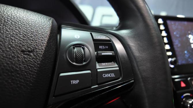 Honda UR-V I Рестайлинг с пробегом 2020 года, цена 3 499 000 рублей, 67000 км, внедорожник, Автокод Объявления