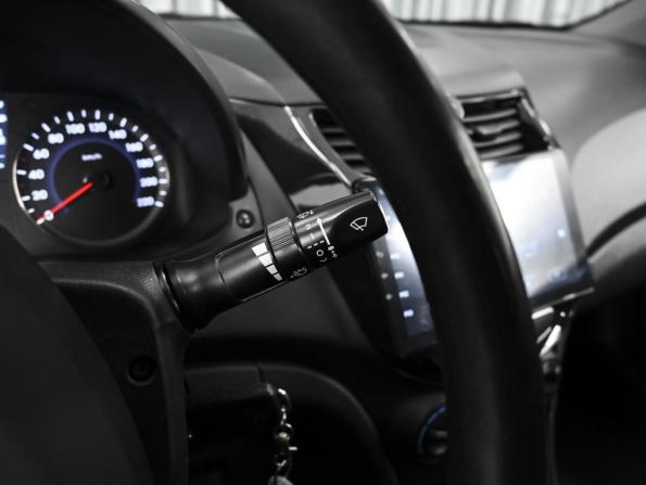 Hyundai Solaris I с пробегом 2013 года, цена 748 000 рублей, 179321 км, седан, Автокод Объявления