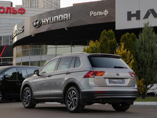 Volkswagen Tiguan II с пробегом 2018 года, цена 1 988 000 рублей, 189252 км, внедорожник, Автокод Объявления