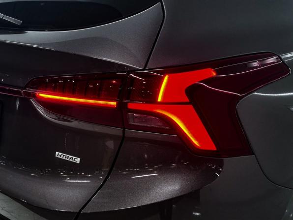 Hyundai Santa Fe IV Рестайлинг с пробегом 2022 года, цена 4 200 000 рублей, 117060 км, внедорожник, Автокод Объявления