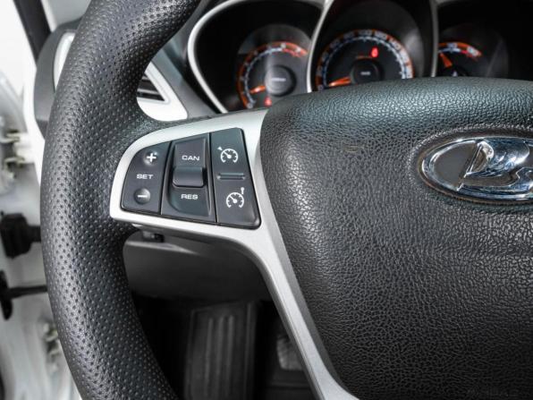 Lada (ВАЗ) Vesta I с пробегом 2018 года, цена 1 219 000 рублей, 110598 км, универсал, Автокод Объявления