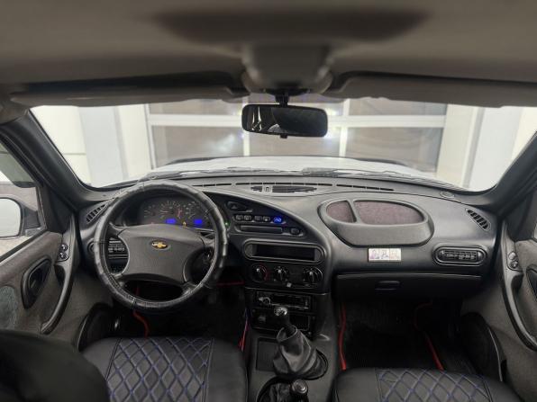 Chevrolet Niva I с пробегом 2005 года, цена 260 000 рублей, 68043 км, внедорожник, Автокод Объявления