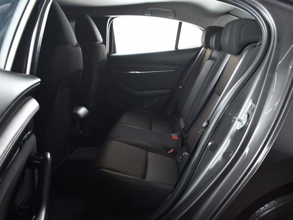 Mazda 3 IV (BP) с пробегом 2019 года, цена 1 899 999 рублей, 153411 км, седан, Автокод Объявления