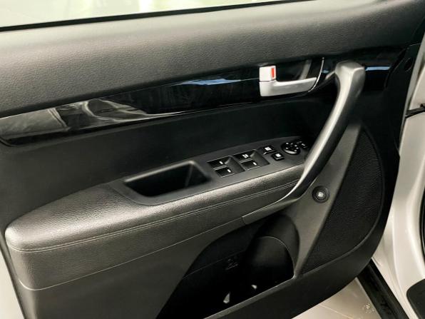 Kia Sorento II Рестайлинг с пробегом 2018 года, цена 1 600 722 рубля, 152829 км, внедорожник, Автокод Объявления