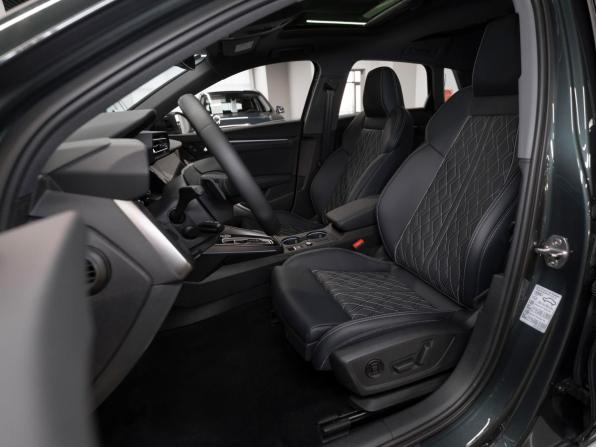 Audi A3 IV (8Y) Рестайлинг с пробегом 2026 года, цена 4 050 000 рублей, 33 км, хэтчбек, Автокод Объявления