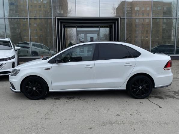 Volkswagen Polo V Рестайлинг с пробегом 2018 года, цена 1 450 000 рублей, 97779 км, седан, Автокод Объявления