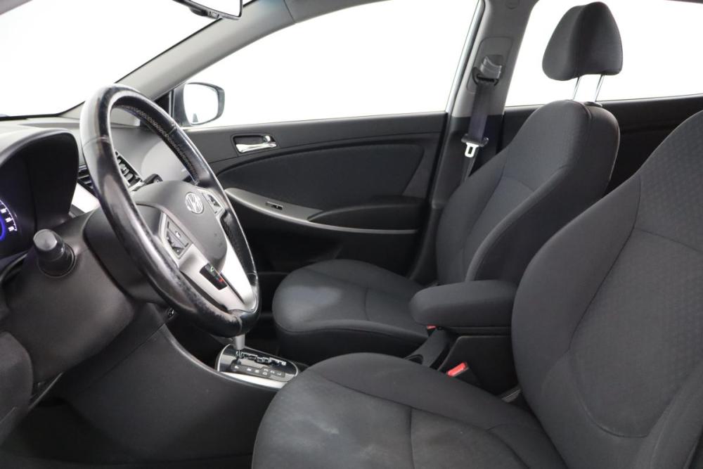 Hyundai Solaris I Санкт-Петербург  - изображение 8