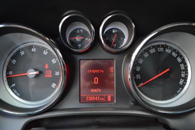 Opel Astra J с пробегом 2012 года, цена 400 000 рублей, 236000 км, хэтчбек, Автокод Объявления