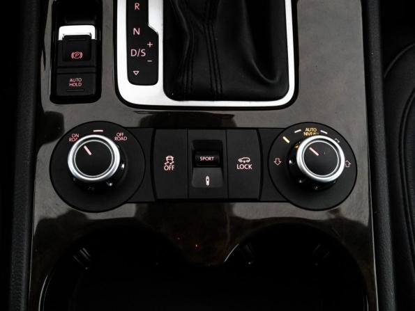 Volkswagen Touareg II с пробегом 2013 года, цена 2 499 000 рублей, 123000 км, внедорожник, Автокод Объявления