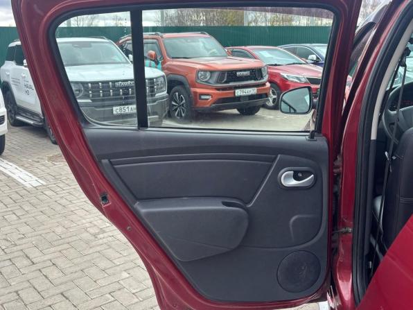 Renault Sandero I с пробегом 2013 года, цена 720 000 рублей, 131482 км, хэтчбек, Автокод Объявления