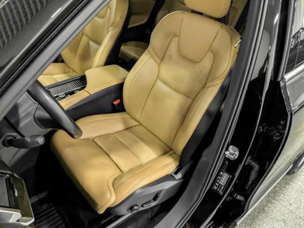 Volvo XC90 II с пробегом 2017 года, цена 3 550 000 рублей, 157203 км, внедорожник, Автокод Объявления