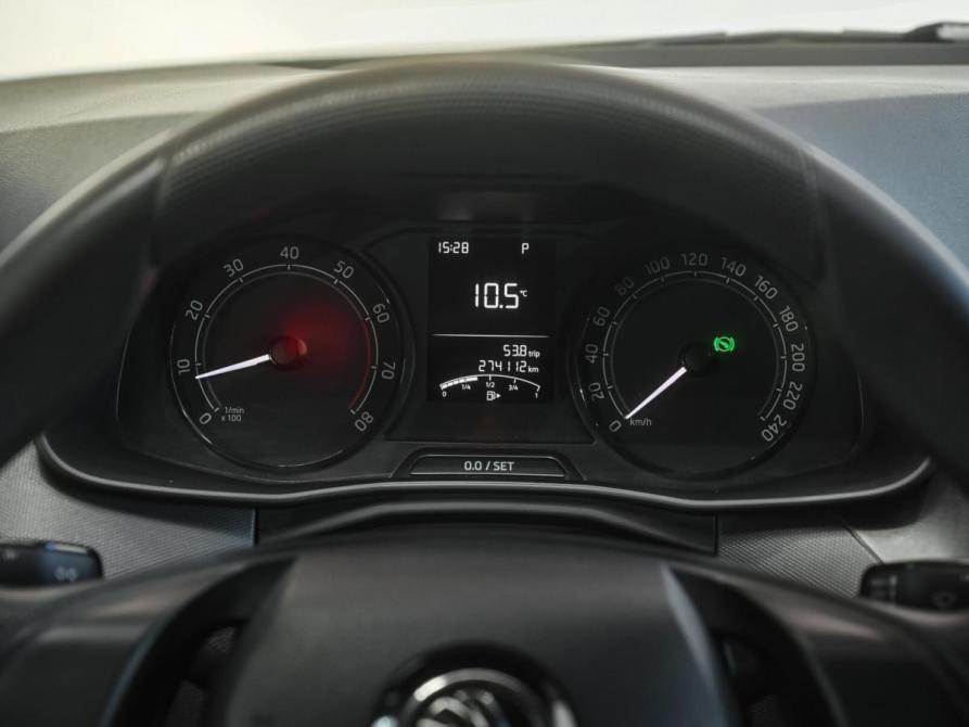 Skoda Rapid I Рестайлинг Челябинск  - изображение 19