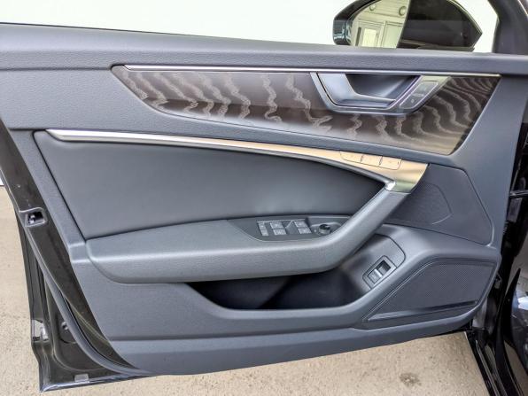 Audi A6 V (C8) с пробегом 2021 года, цена 4 000 000 рублей, 58669 км, седан, Автокод Объявления