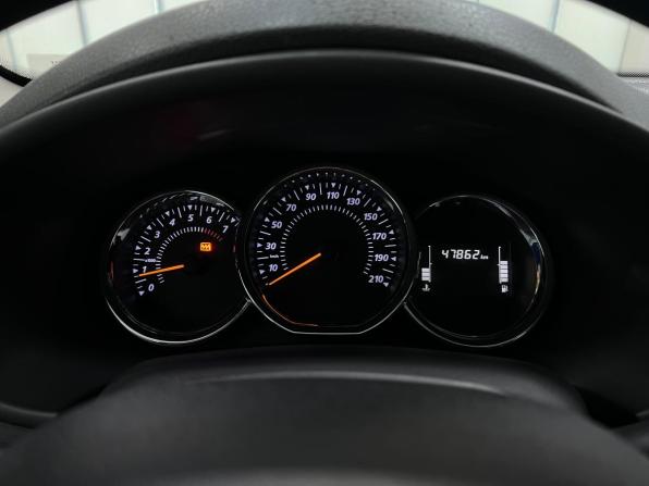 Renault Logan II Рестайлинг с пробегом 2021 года, цена 1 290 000 рублей, 47851 км, седан, Автокод Объявления