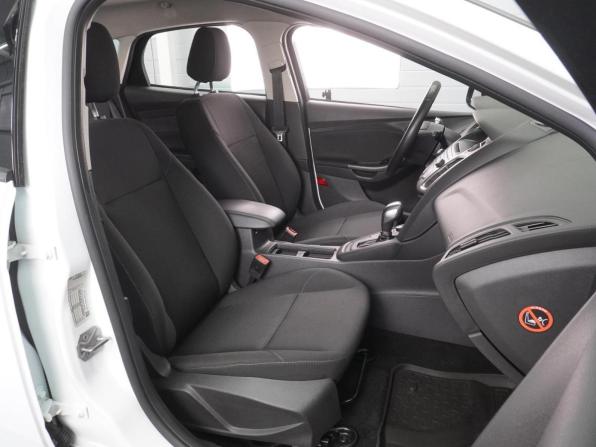 Ford Focus III Рестайлинг с пробегом 2015 года, цена 1 097 000 рублей, 103186 км, хэтчбек, Автокод Объявления