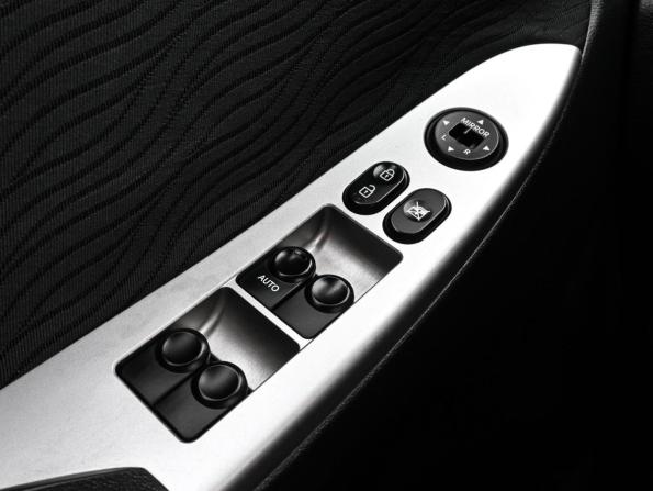 Hyundai Solaris I с пробегом 2011 года, цена 850 000 рублей, 167560 км, седан, Автокод Объявления