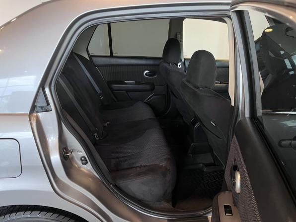 Nissan Tiida I Рестайлинг с пробегом 2011 года, цена 785 000 рублей, 228338 км, седан, Автокод Объявления