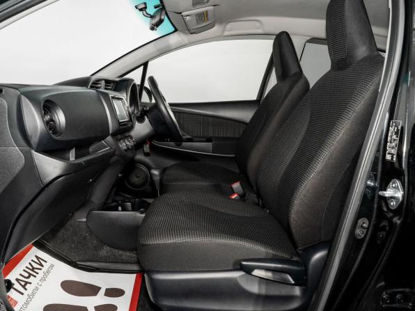 Toyota Vitz III (XP130) Рестайлинг 2 с пробегом 2017 года, цена 920 300 рублей, 80254 км, хэтчбек, Автокод Объявления