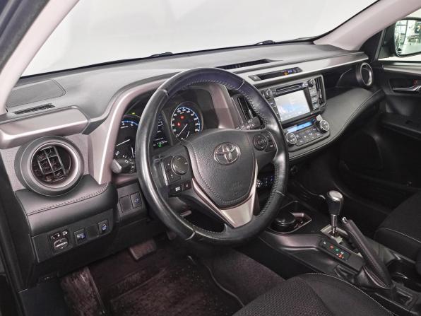 Toyota RAV4 IV (XA40) Рестайлинг с пробегом 2016 года, цена 2 331 000 рублей, 115000 км, внедорожник, Автокод Объявления