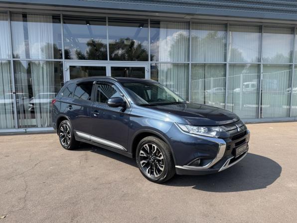 Mitsubishi Outlander III Рестайлинг 3 с пробегом 2021 года, цена 3 000 000 рублей, 115880 км, внедорожник, Автокод Объявления