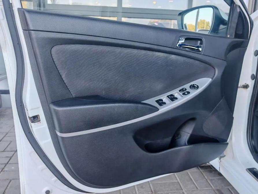 Hyundai Solaris I Волгоград  - изображение 7