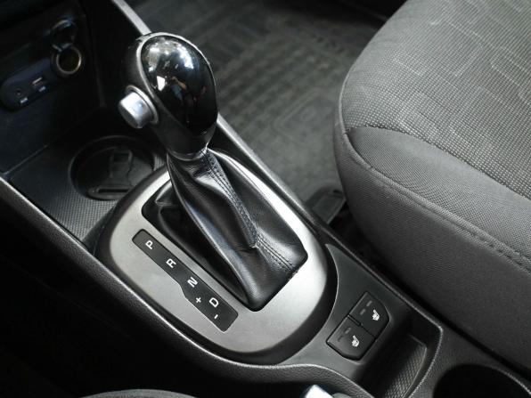 Kia Rio III Рестайлинг с пробегом 2016 года, цена 1 129 900 рублей, 124000 км, хэтчбек, Автокод Объявления