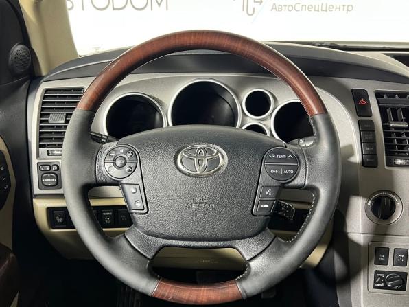 Toyota Sequoia II с пробегом 2013 года, цена 3 449 000 рублей, 175285 км, внедорожник, Автокод Объявления