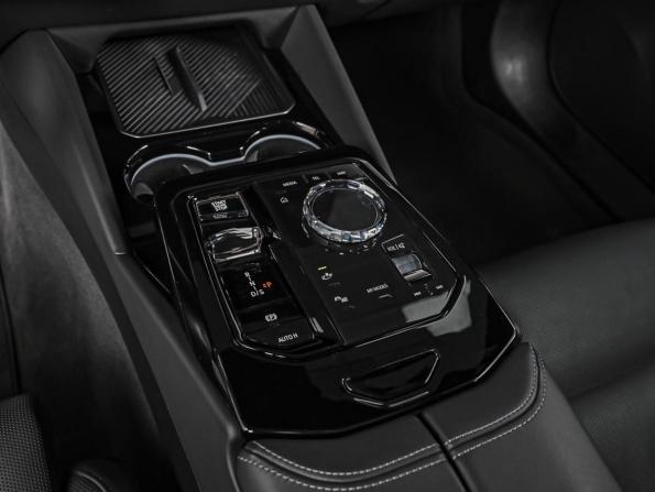 BMW 5 серии VIII (G60/G61/G68) с пробегом 2023 года, цена 7 699 000 рублей, 45839 км, седан, Автокод Объявления